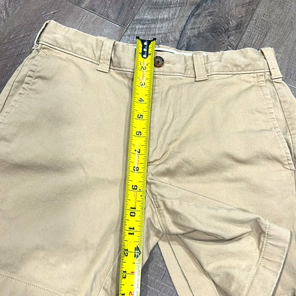 J.Crew Boys Sz 28 Beige 7" Inseam Shorts L0923 - Picture 5 of 5
